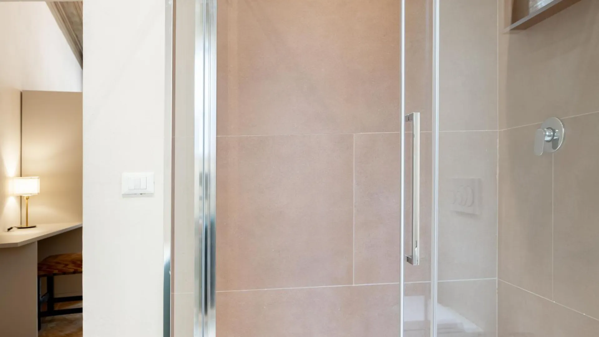 Apartment Azeglio Luxury Room Bologna Italy